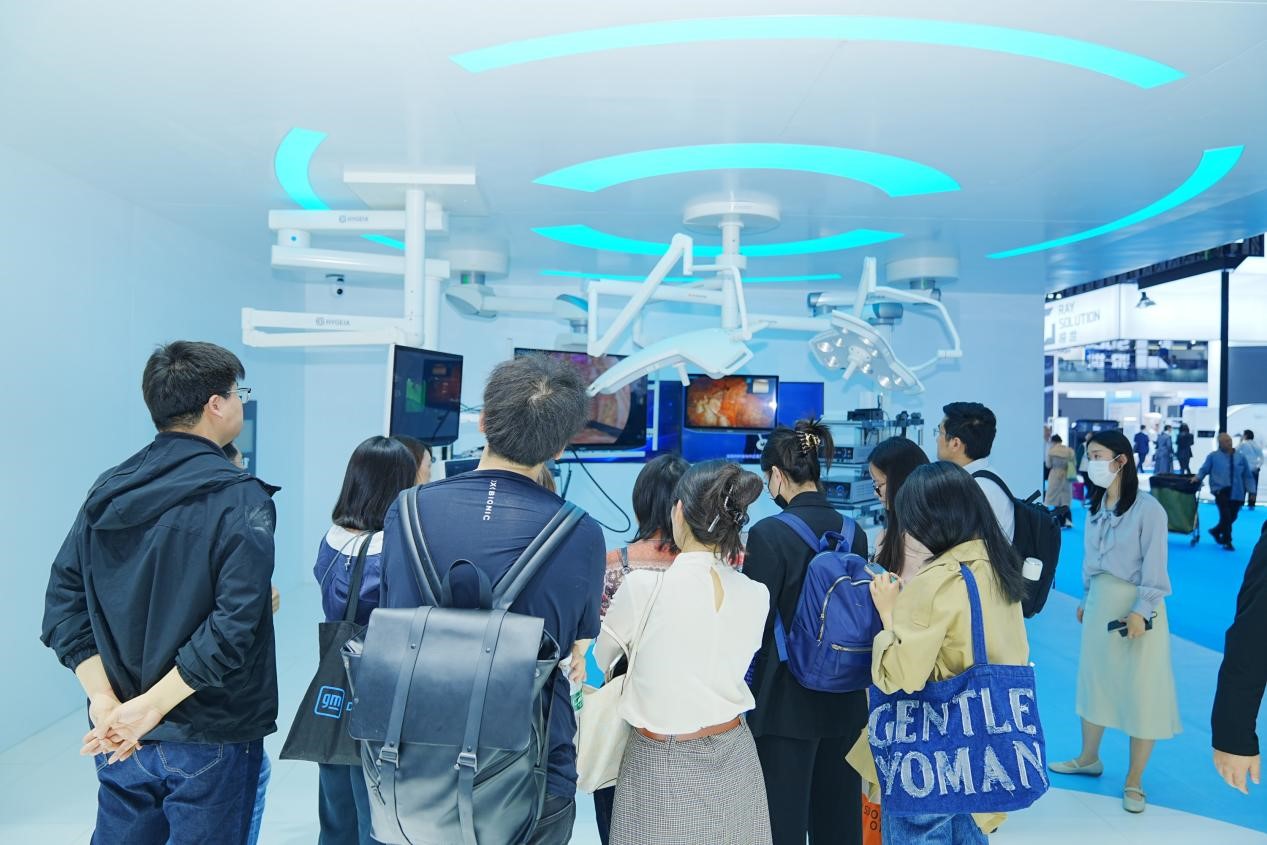 JK_07746-opq3559721837